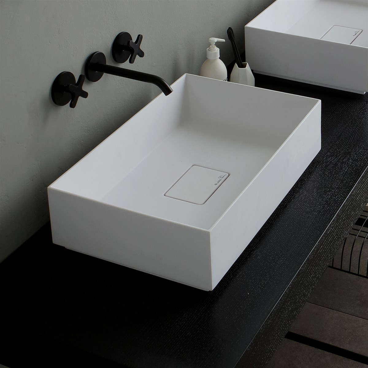 Lavabo Design Solid