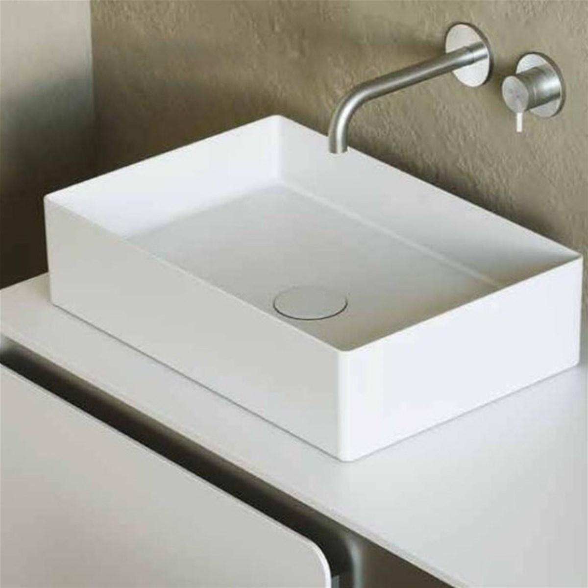 Lavandino appoggio in ceramica